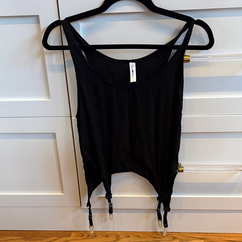 Elegant Black Women's Sleeveless Top